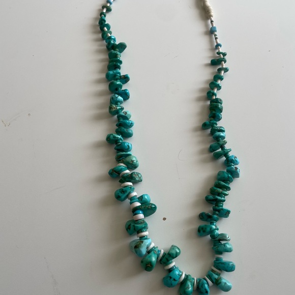 Vintage family heirloom. Mid-1960s. Lone Mountain Turquoise -28 inches long. - Picture 4 of 8